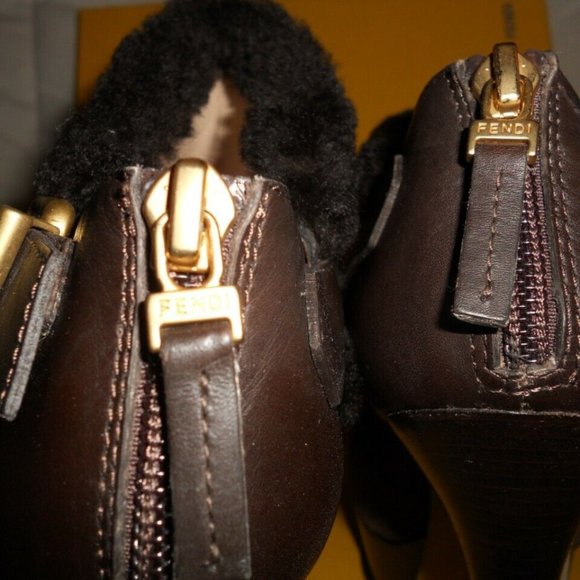 FENDI Fendista Shearling Fur Brown Suede Buckle Platform Ankle Boots - Picture 9 of 12